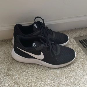 Womens Nike Sneakers